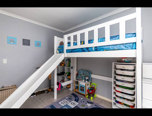3 BEDROOM FREEHOLD FOR SALE IN PARKLANDS